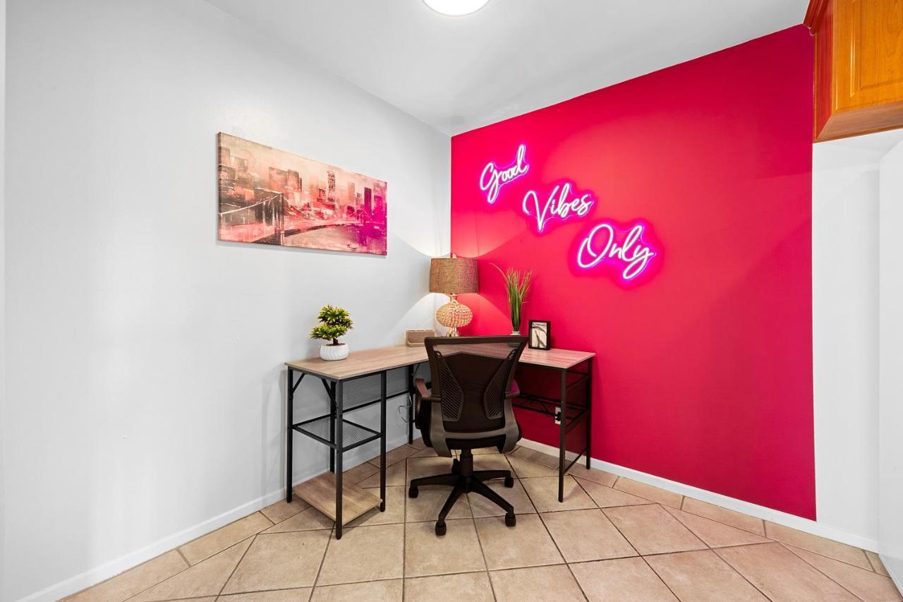 Beverly Hills Chic 2 Bed 2Bath With Patio And Parking 309 Los Angeles Dış mekan fotoğraf