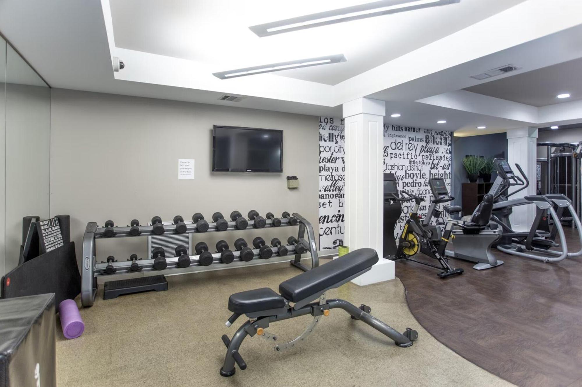 Beverly Hills Chic 2 Bed 2Bath With Patio And Parking 309 Los Angeles Dış mekan fotoğraf